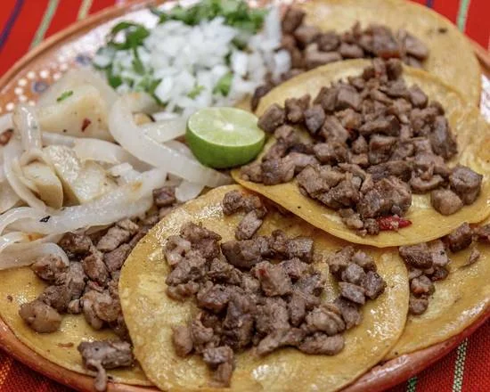 Orden de tacos de carne asada
